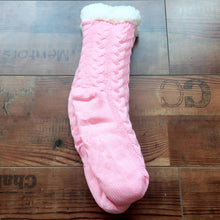 Laden Sie das Bild in den Galerie-Viewer, Ultra-Plüsch Weiche Rutschfeste Socken (1 Paar)
