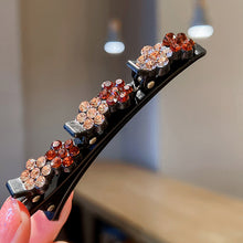 Laden Sie das Bild in den Galerie-Viewer, Strass Blume Haarnadel

